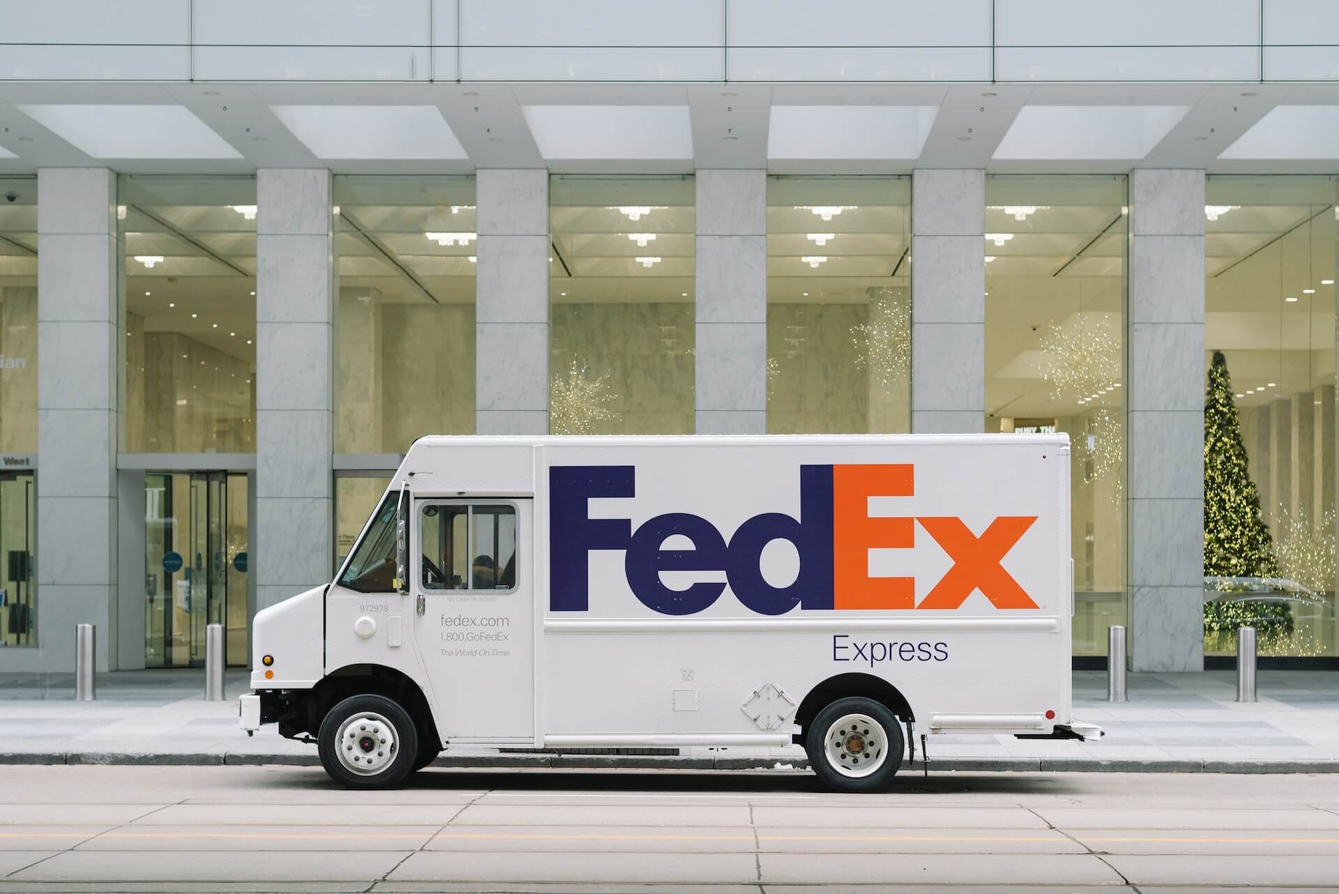 Why FedEx’s Preliminary Earnings Call Was a Dire Warning